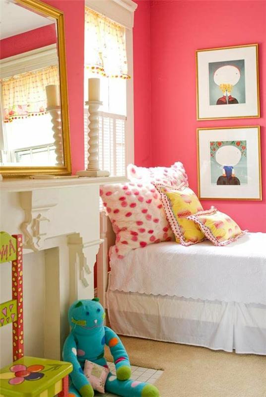 Idée de couleur de conception de chambre à coucher pour la chambre d'enfants accents de couleur or peinture murale rouge saumon