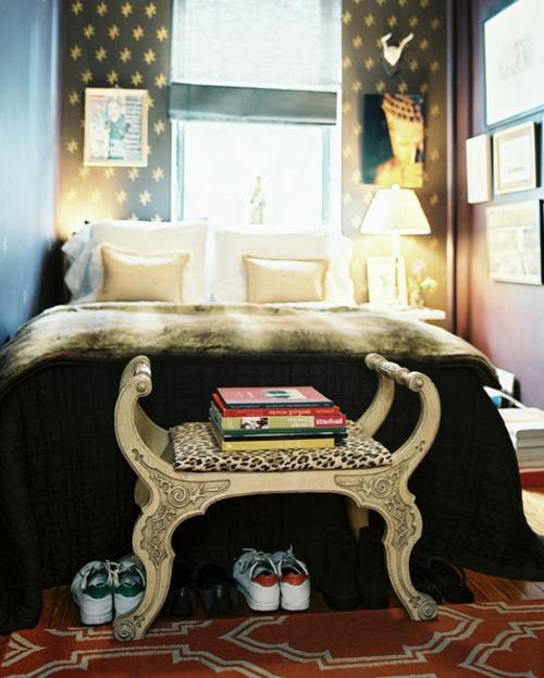 tabouret rococo design de chambre à coucher avec imprimé léopard
