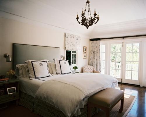 Donnez du style aux chambres avec des lustres de style baroque