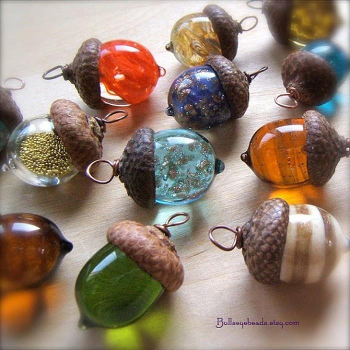 bijoux pendentif verre coloré gland fait main schumck verre coloré