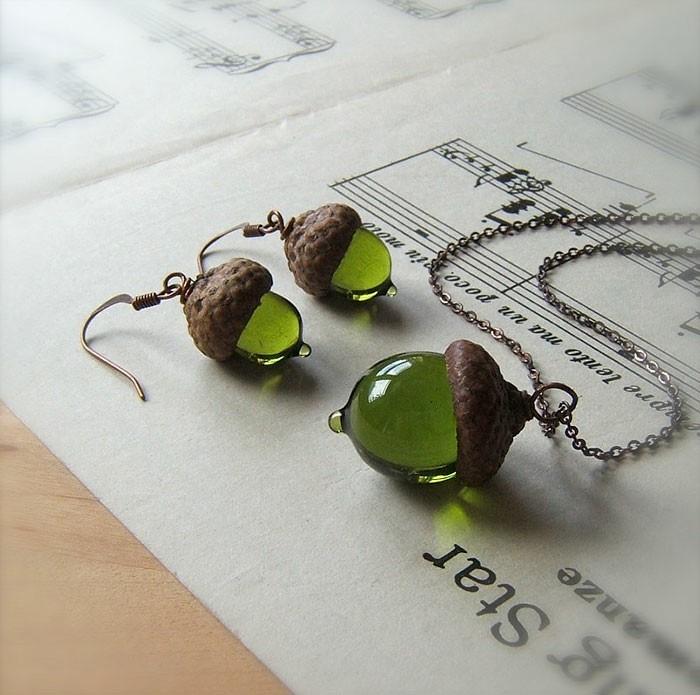 bijoux pendentif verre coloré gland vert bijoux vintage boucles d'oreilles