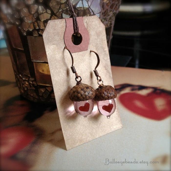bijoux pendentifs verre coloré boucles d'oreilles coeurs
