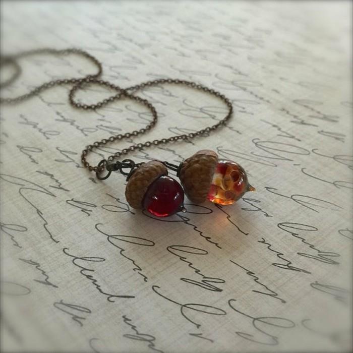 bijoux pendentif bijoux faits à la main collier de gland