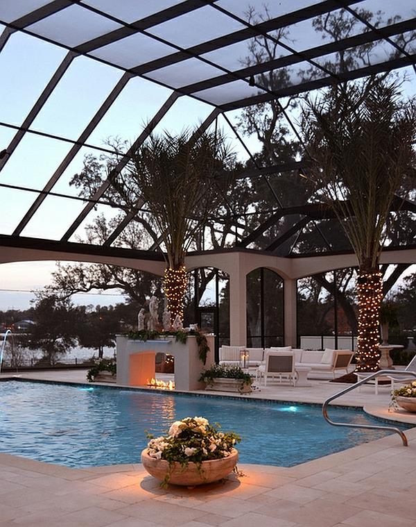 piscine à la maison foyer palmiers