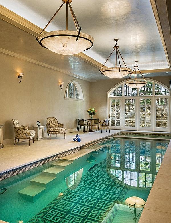 piscine à la maison motif grec classique