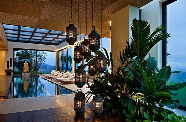 piscine à la maison lanternes orientales