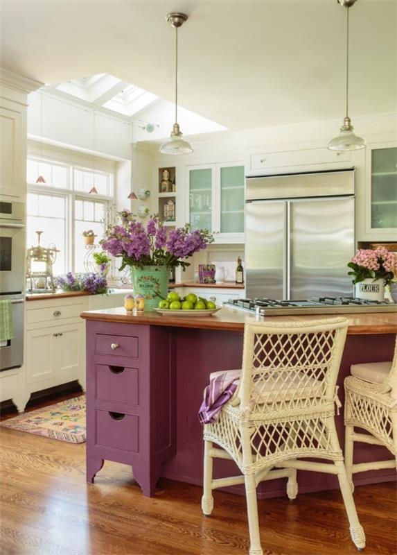 shabby chic kuchnia fioletowa wyspa kuchenna kwiaty