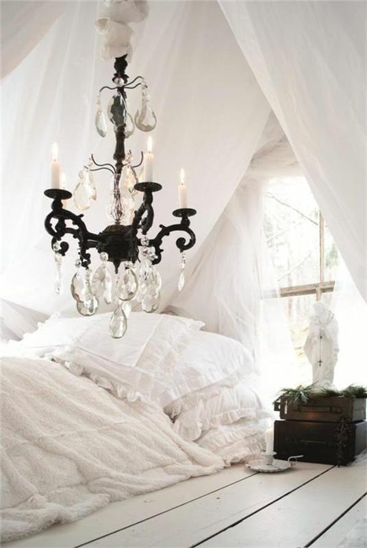 shabby chic chambre literie chandelier bougies