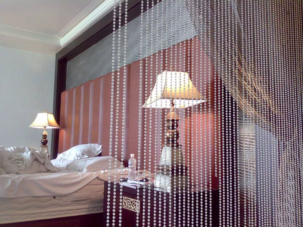 Конците с перли ще създадат специална атмосфера на интимност, чувственост и изтънченост в спалнята