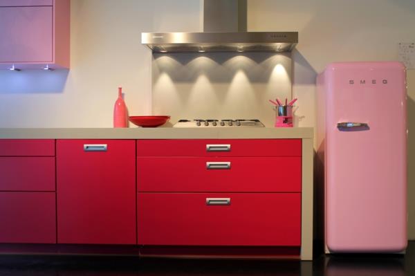 réfrigérateur smeg style rétro rose