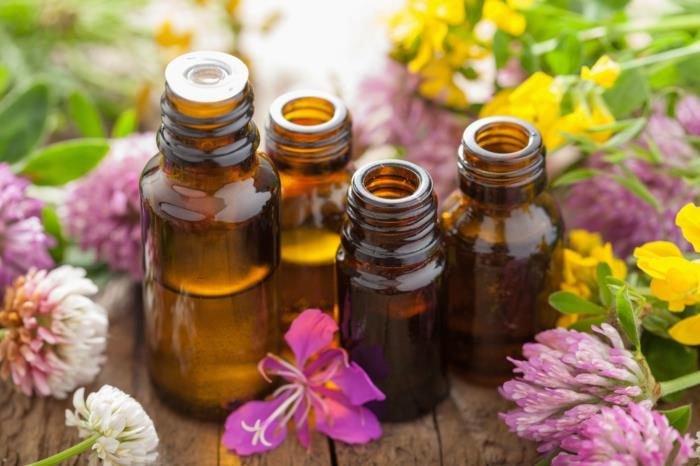 virus de la grippe estivale remèdes naturels huiles essentielles fleurs d'été