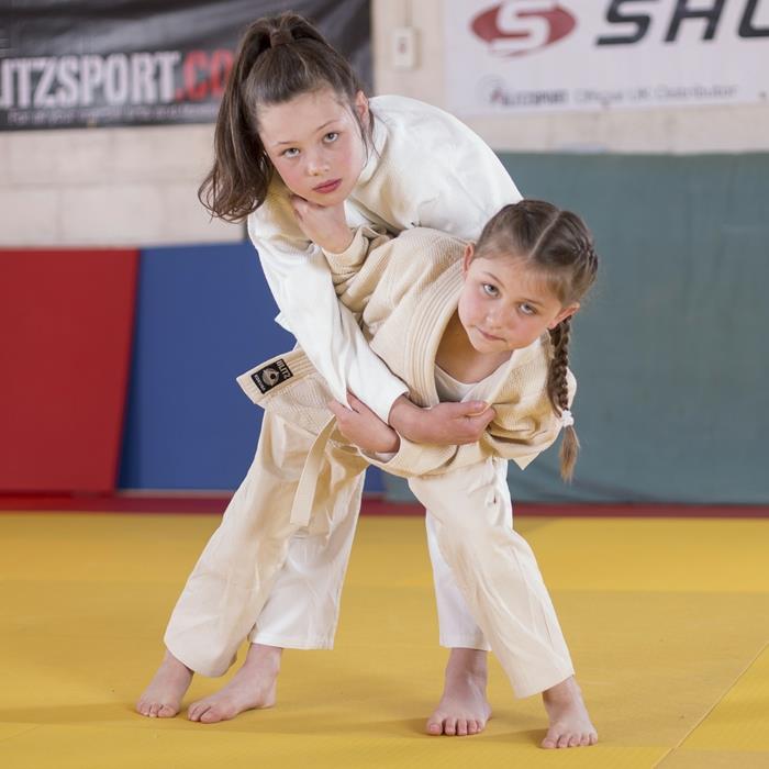 sports pour enfants judo train filles