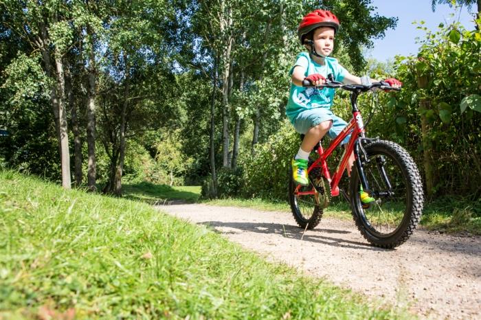 sports pour enfants garçon cyclisme