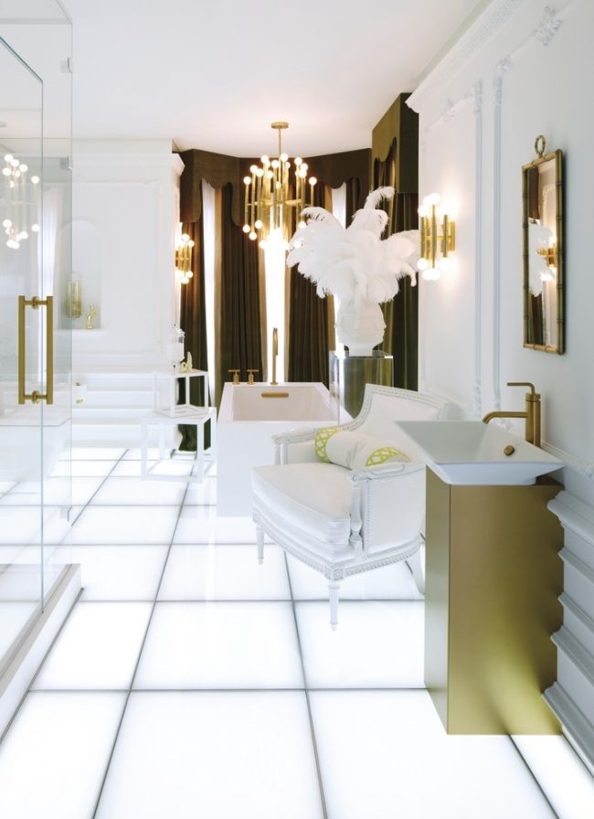Futuristisches Badezimmer mit Art-Deco-Elementen