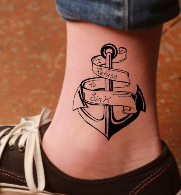 tatouage cheville avec symbolisme