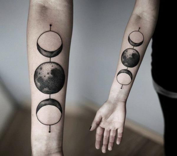 motifs de tatouage bras lune