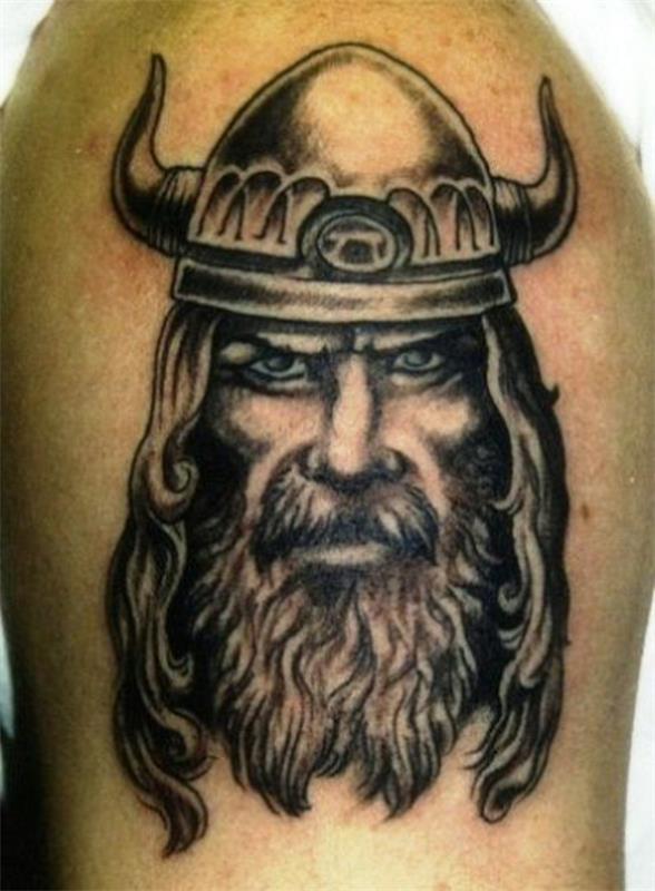tatouages ​​​​pour hommes combattants vikings du haut du bras