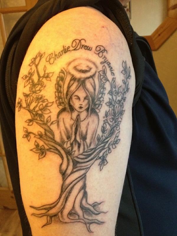 tatouages ​​polices images tatouage bras supérieur dessins dictons ange