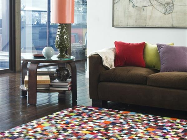 idées de tapis mosaïque carrés colorés