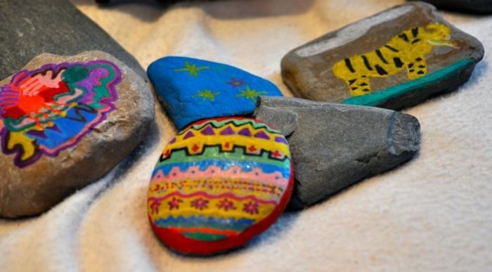 malowanie zwierząt na kamieniach pomysły na rękodzieło dla dzieci