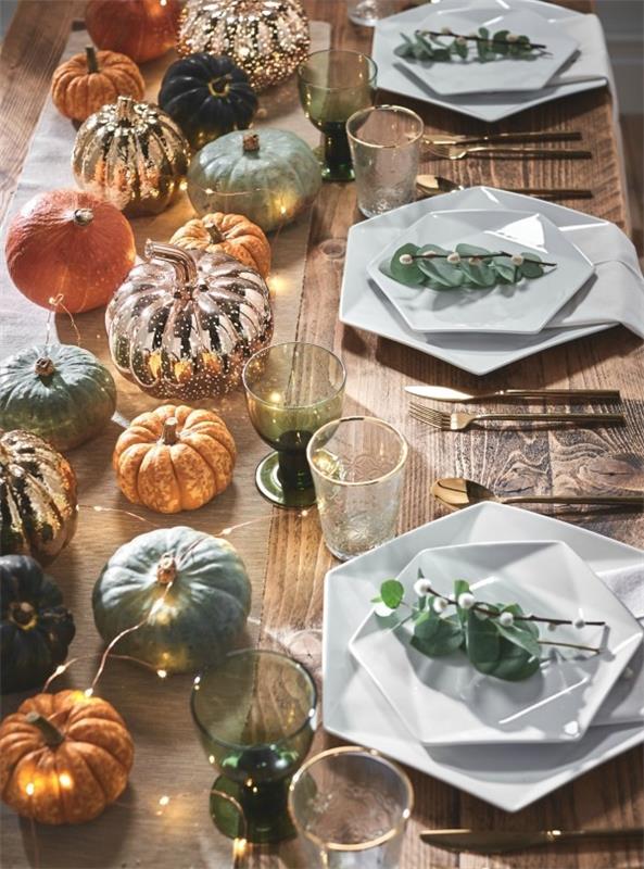 dekoracja stołu jesień - szkło i dynie