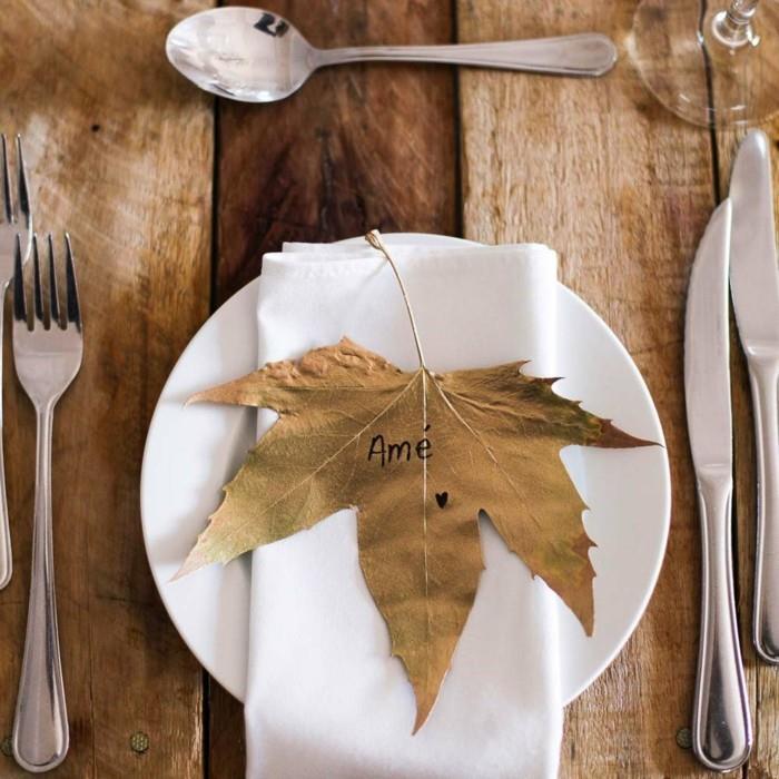 dekoracje stołu ślub ślub jesienią wesele w październiku jesienny liść