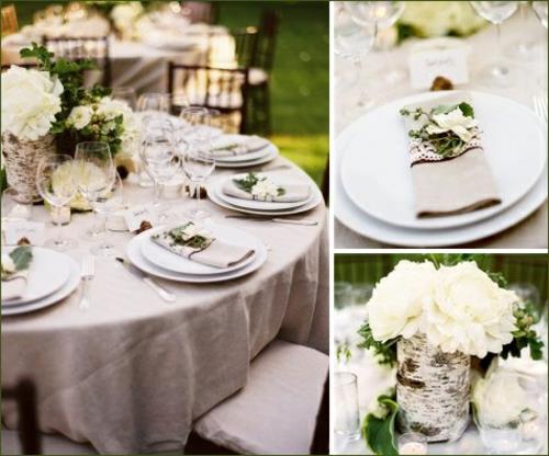 dekoracja stołu wazon ślubny z naturalnego drewna białe róże