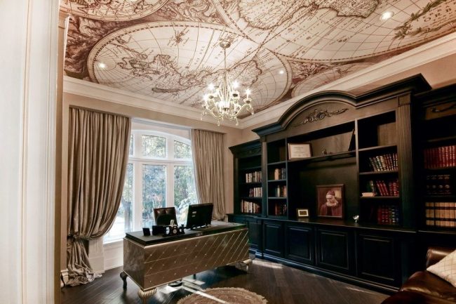 Homeoffice mit Designer-Spanndecke