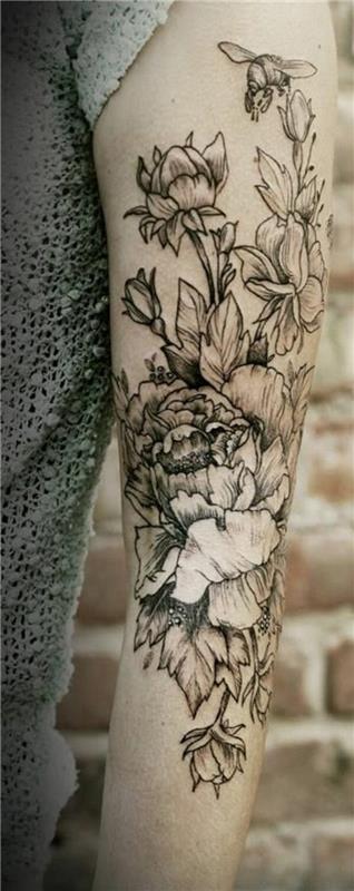 tatouages ​​photos bras tatouage dessins fleurs