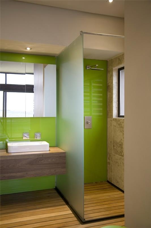 salle de bain de rêve aux accents verts