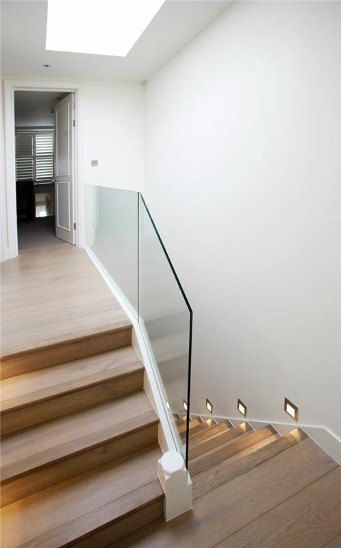 idées d'éclairage d'escalier escalier intérieur briller la lumière indirecte