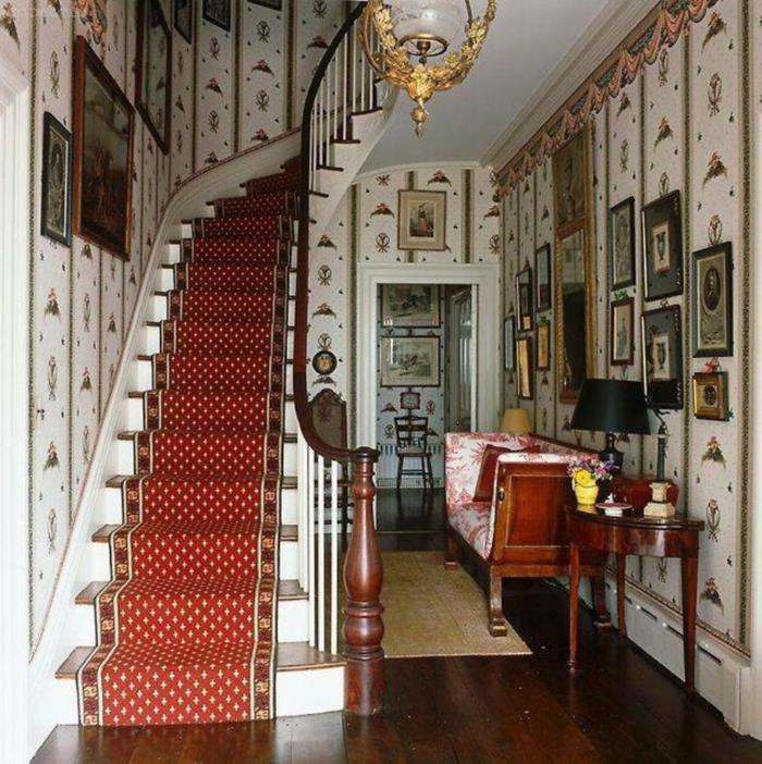 tapis d'escalier design étroit beau mur design