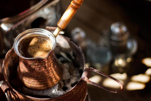 Kawa po turecku w tradycyjnym stylu?