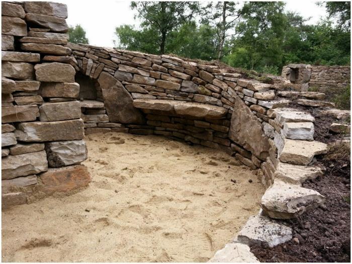 mur de pierres sèches pierres naturelles maçonnerie maçonnerie maison arcades étagères