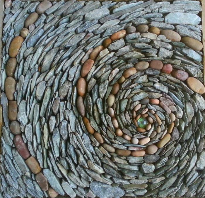 mur de pierres sèches pierres naturelles maçonnerie maçonnerie art spirale ronde pierres de rivière
