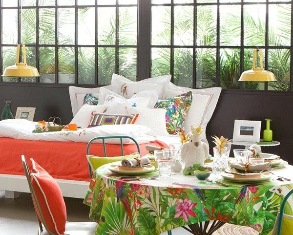 Nappe de table de chambre à coucher colorée d'idées de décoration tropicale