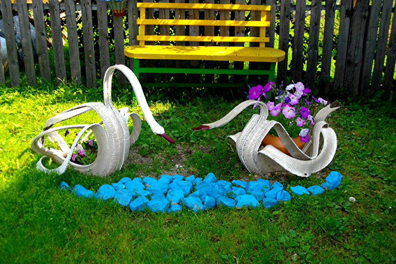 DIY Reifengartendekorationen