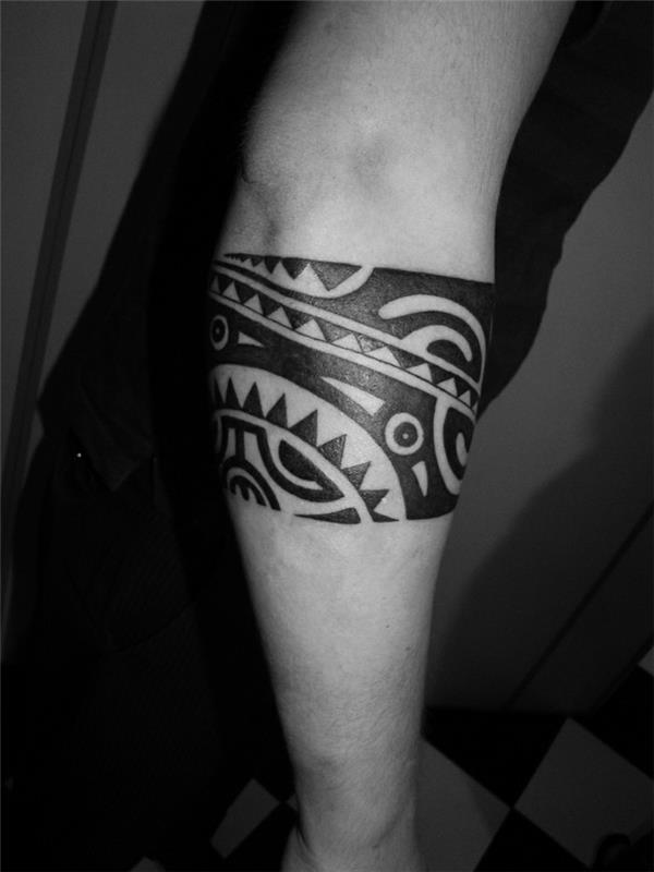 idée de tatouage maori avant-bras