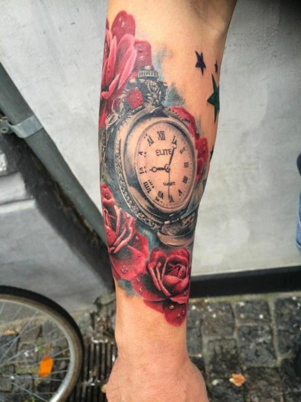 szablony tatuażu przedramienia zegar czerwony