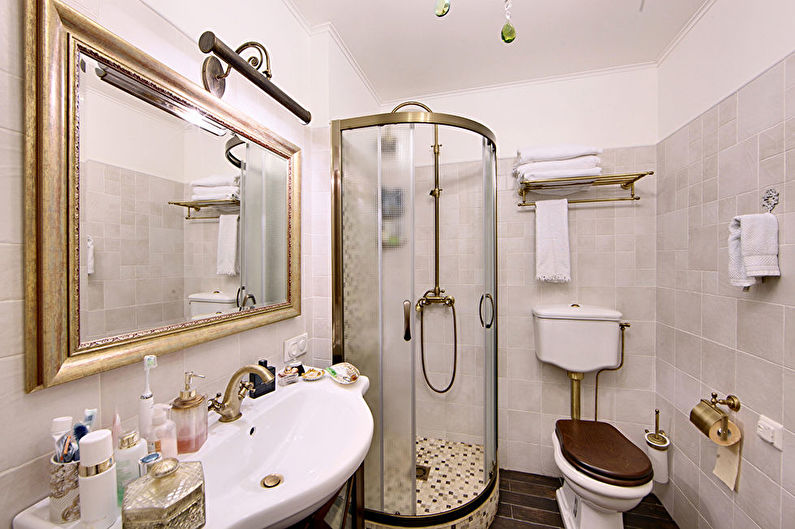 Малка баня в класически стил - Интериорен дизайн