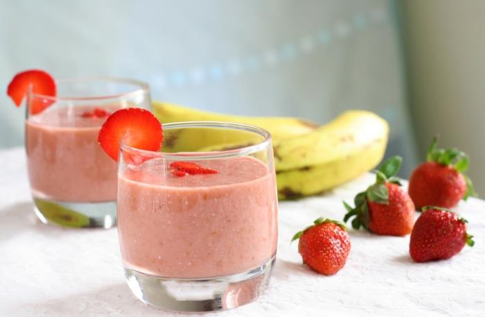 recettes végétaliennes smoothie à l'avoine fraises bananes
