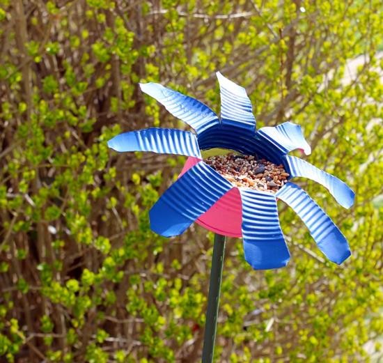 karmić ptaki dekoracje ogrodowe samodzielnie tworzyć pomysły na majsterkowanie