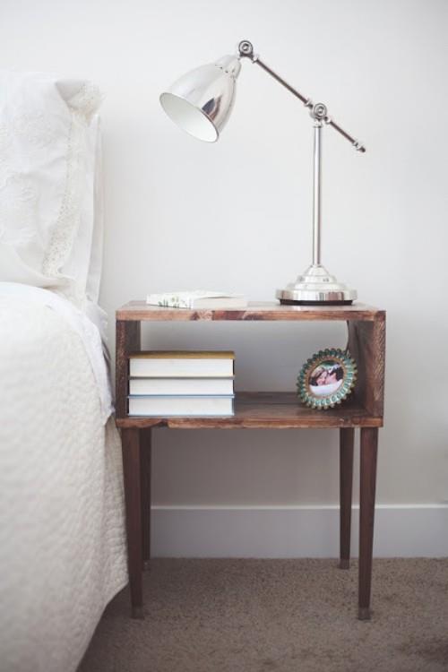 table de chevet bricolage en bois vintage