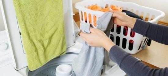 enlever les taches de cire des vêtements laver le linge