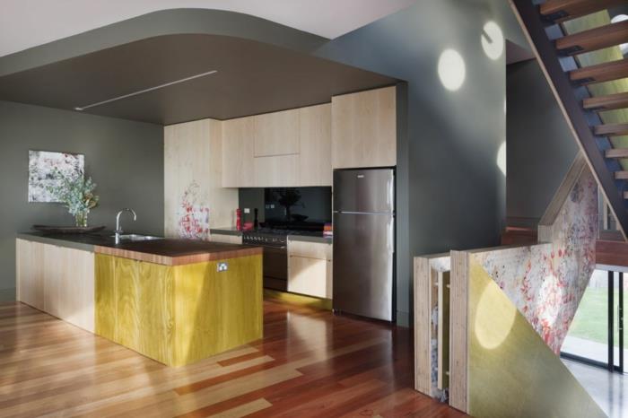 couleur de mur cuisine mur gris cuisine design îlot surfaces miroir