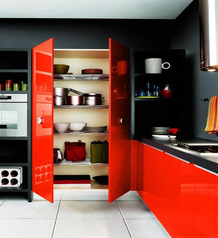 idées de conception de mur cuisine armoires de cuisine rouges carreaux de sol blancs