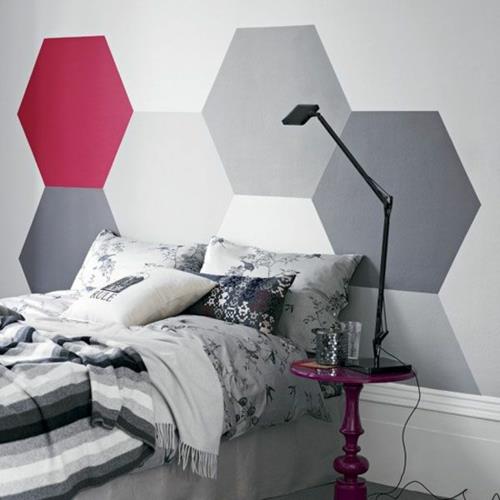 lit de chambre design mural sans tête de lit couleur de mur motif géométrique