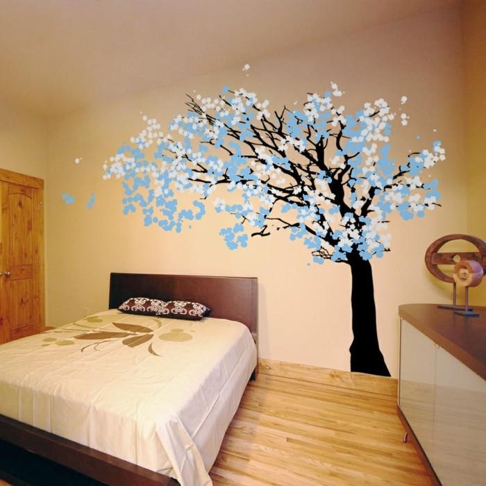 stickers muraux idées de décoration d'arbres chambre accents bleus