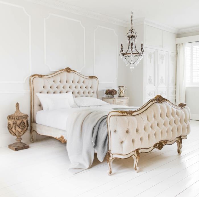 Idées de décoration de lit de luxe dans une chambre blanche