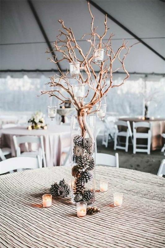 zimowe pomysły na dekoracje ślubne dekoracja stołu z szyszkami